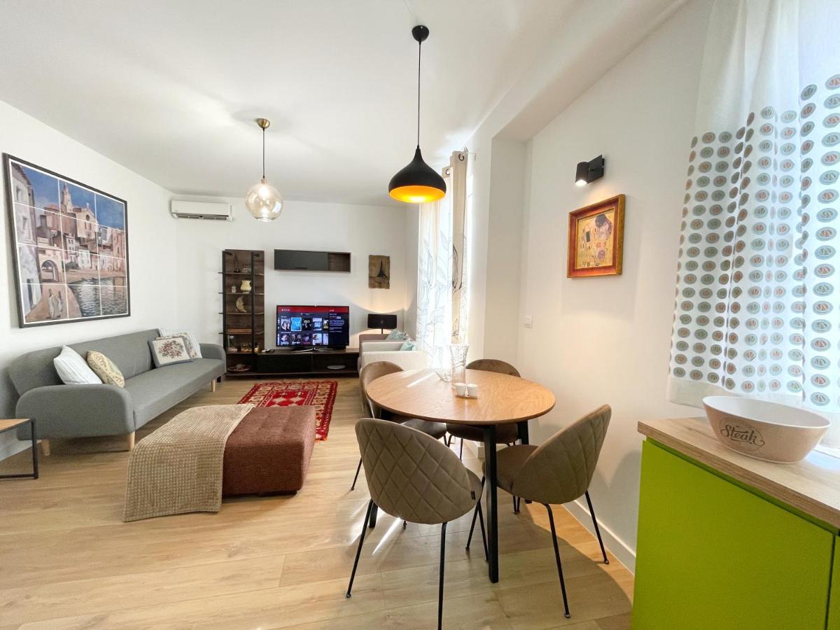Metro Suites Тирана Екстер'єр фото