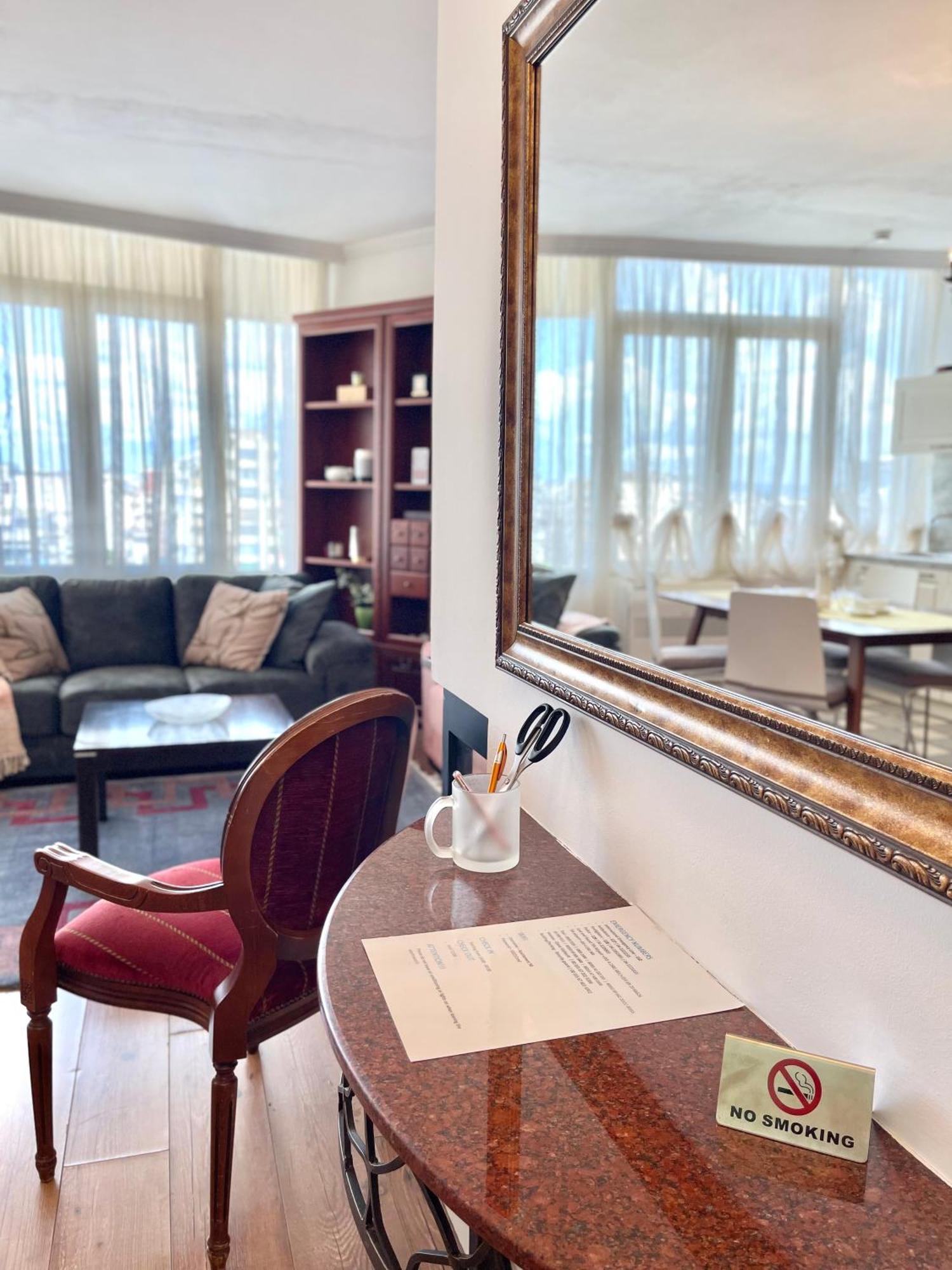 Metro Suites Тирана Номер фото