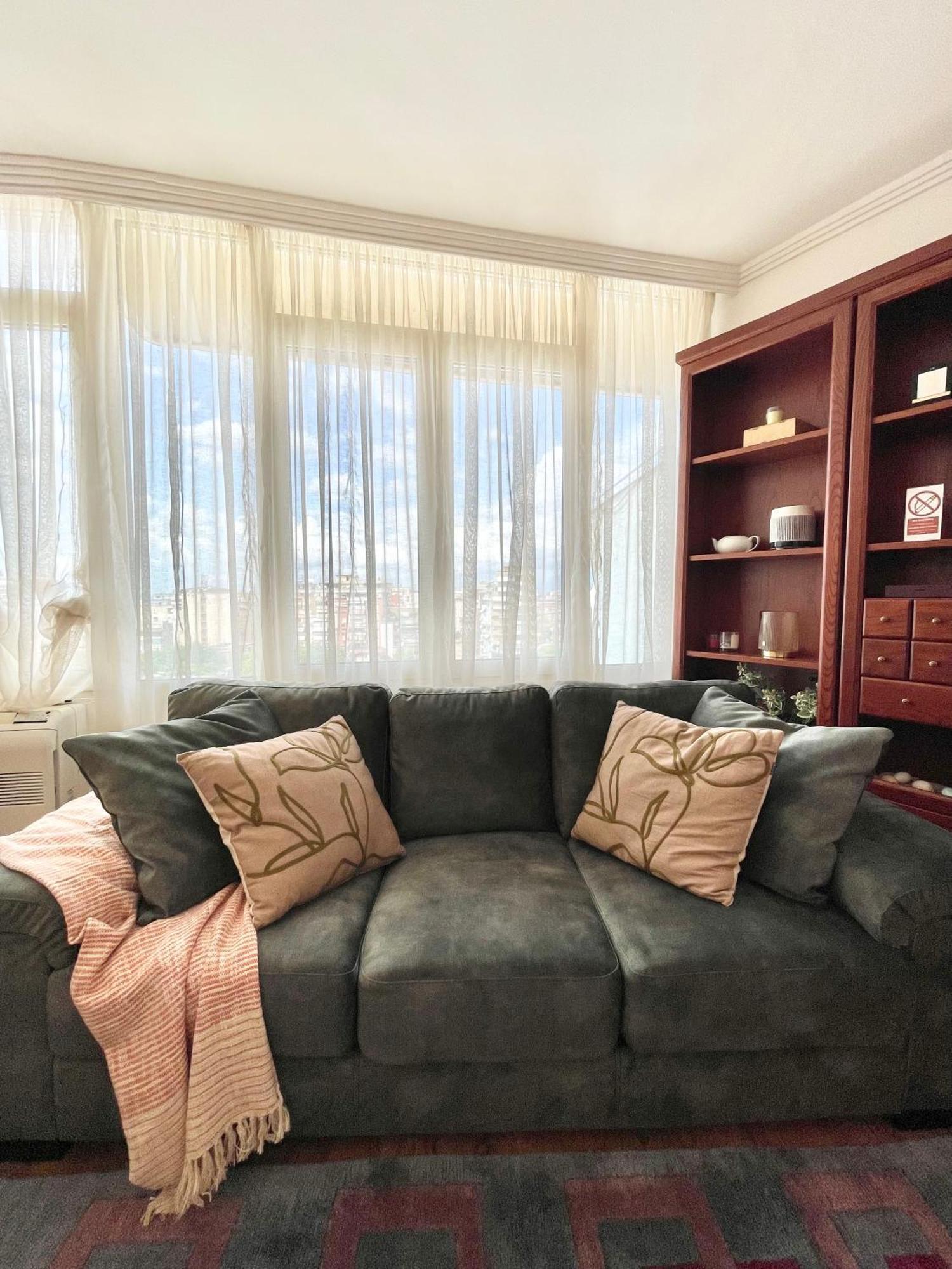 Metro Suites Тирана Номер фото